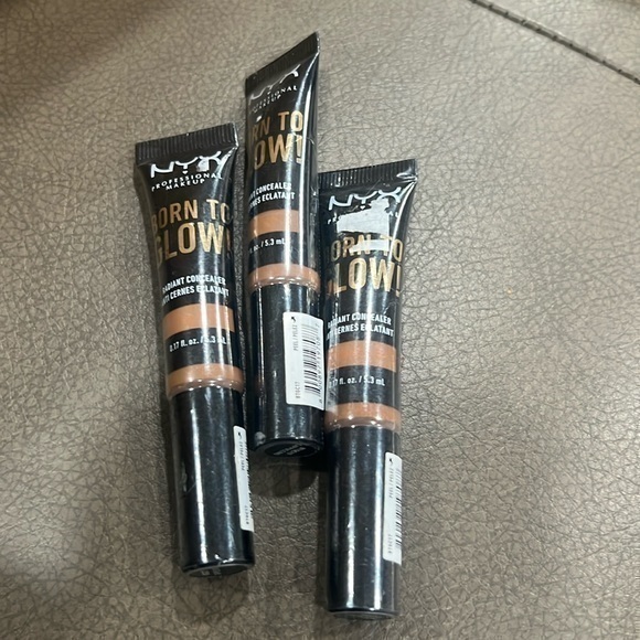 NYX concealer CAPPUCCINO X3 BUNDLE - Picture 2 of 3
